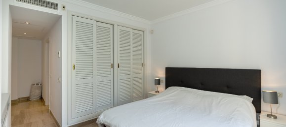 Apartamento de 3 dormitorios en Marbella, Spain No. 78795 27