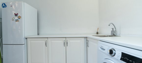 Apartamento de 3 dormitorios en Marbella, Spain No. 78795 47