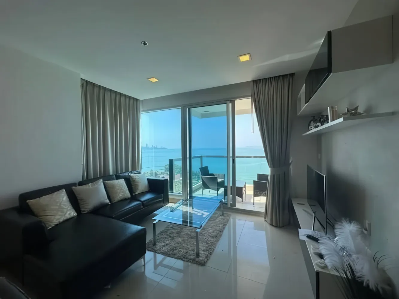 2 bedrooms Apartment in Pattaya, Thailand No. 71799