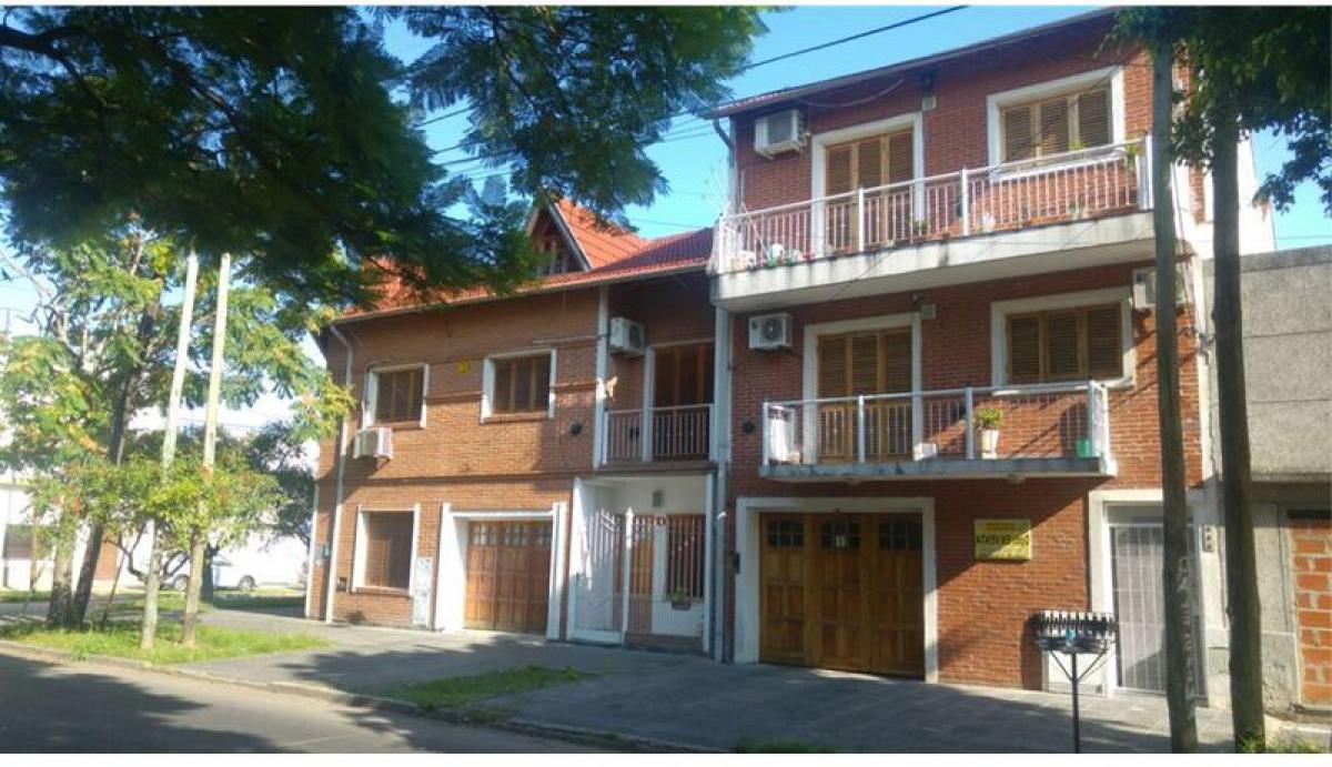 Studio in Lanus, Argentina No. 55080