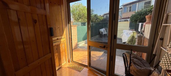 Casa de 3 dormitorios en Comacchio, Italy No. 363690 5