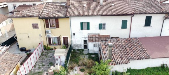 2 Schlafzimmer Haus in Imola, Italy, Nr. 327484 7