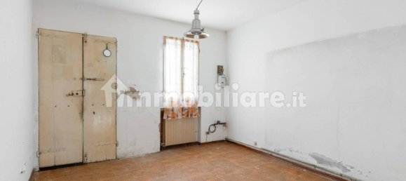 2 Schlafzimmer Haus in Imola, Italy, Nr. 327484 10