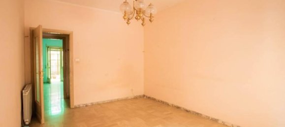 Квартира с 4 комнатами в Рим, Италия № 28219 2