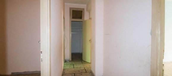 Квартира с 4 комнатами в Рим, Италия № 28219 9