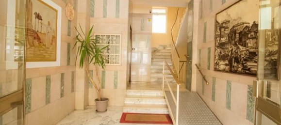 Квартира с 4 комнатами в Рим, Италия № 28219 17