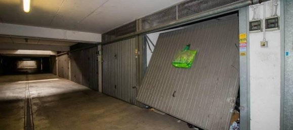 Квартира с 4 комнатами в Рим, Италия № 28219 20