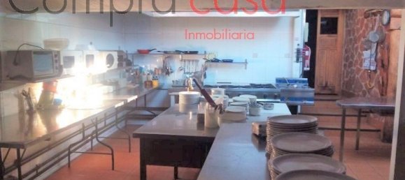 Коммерческая недвижимость 550м² в Торрекабальерос, Испания № 67418 20