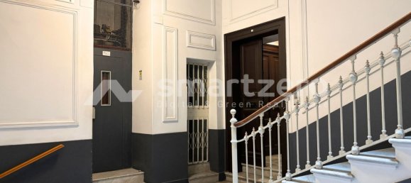 7 rooms Apartment in Naples, Italy No. 144021 5