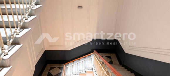 7 rooms Apartment in Naples, Italy No. 144021 7
