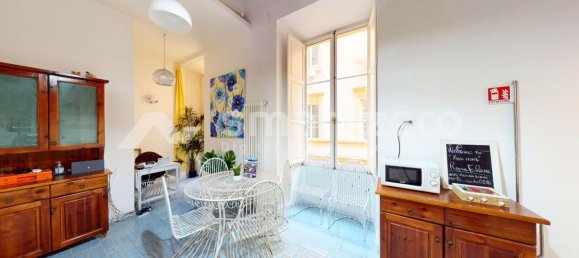 7 rooms Apartment in Naples, Italy No. 144021 12