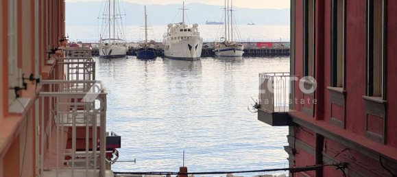 7 rooms Apartment in Naples, Italy No. 144021 41