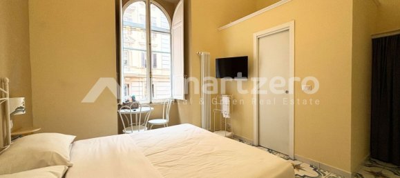 7 rooms Apartment in Naples, Italy No. 144021 38