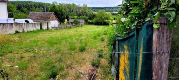 Земельный участок в Монлуи-сюр-Луар, Франция № 255512 3