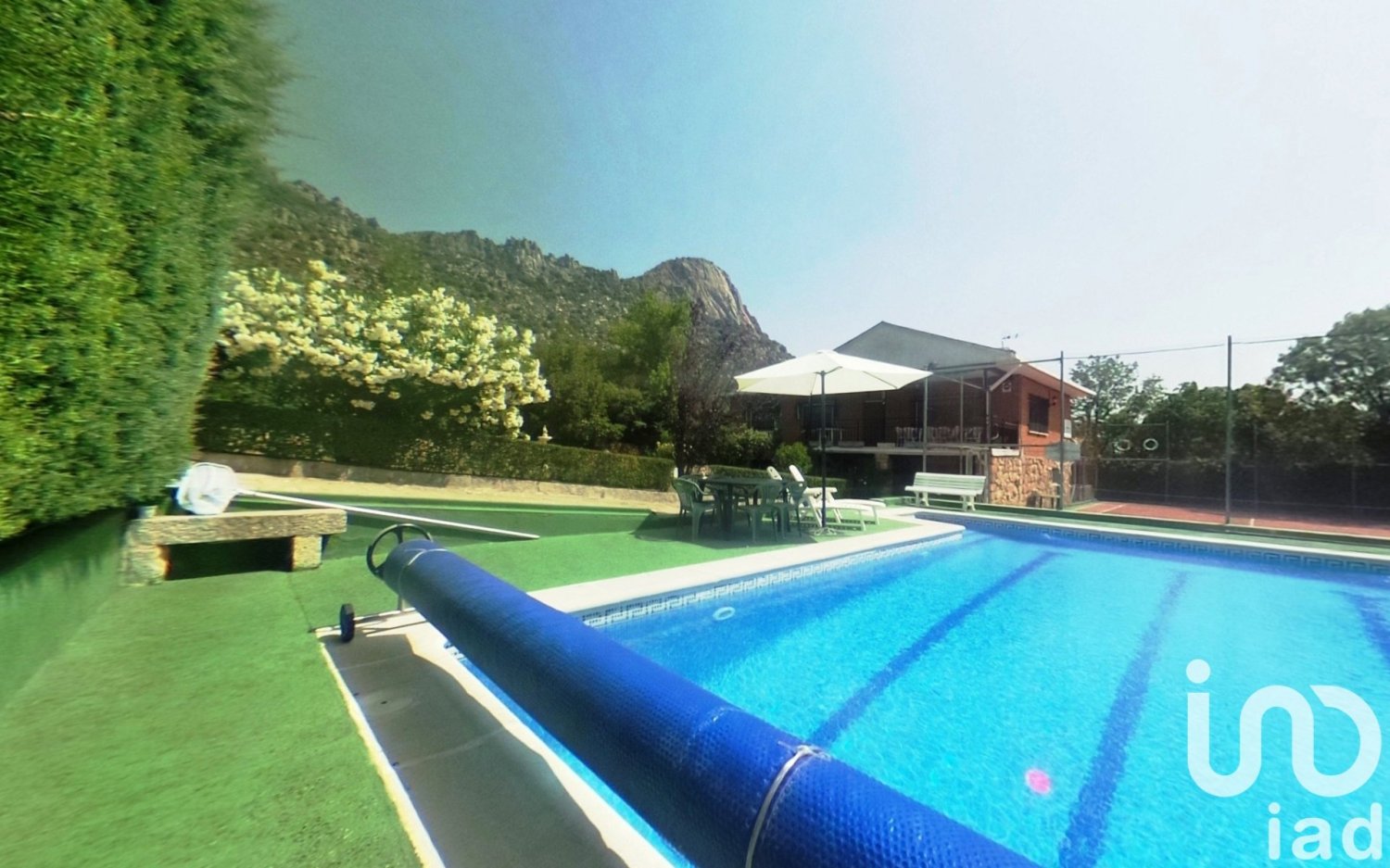 6 bedrooms Apartment in La Cabrera, Spain No. 292925