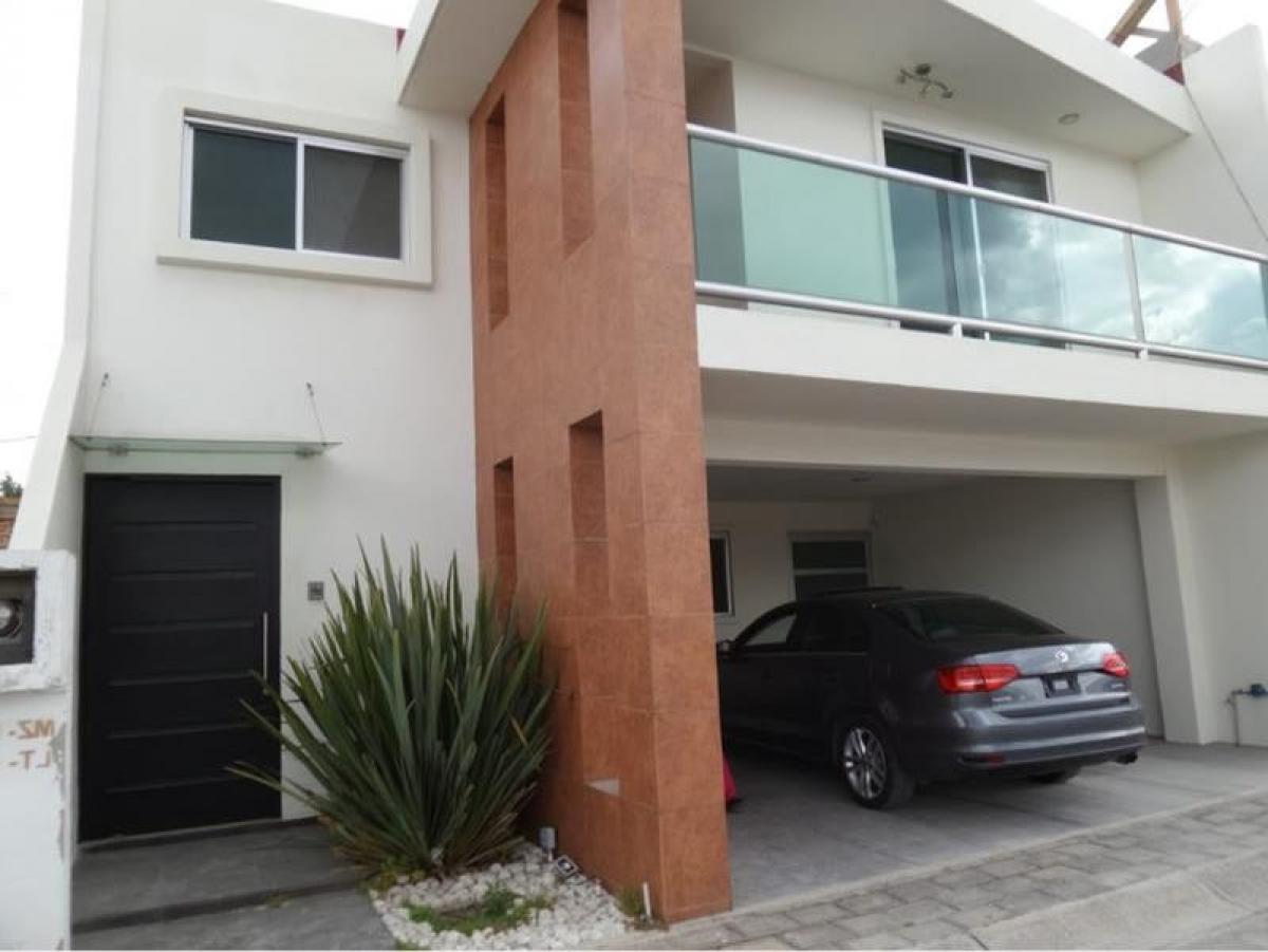 Casa de 4 dormitorios en Puebla, Mexico No. 156984