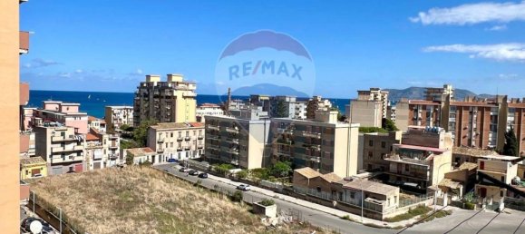2 bedrooms Apartment in Palermo, Italy No. 104891 7