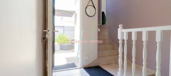 2 bedrooms House in Sartrouville, France No. 347077 6