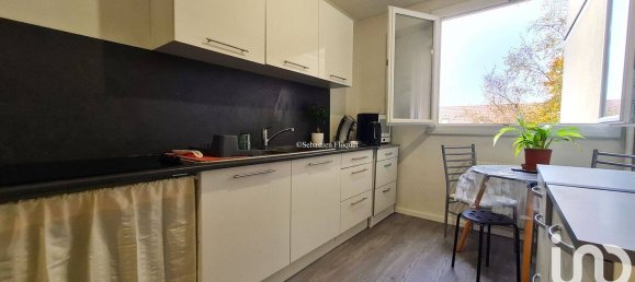 Apartamento de 3 dormitorios en Neuville-aux-Bois, France No. 212099 3