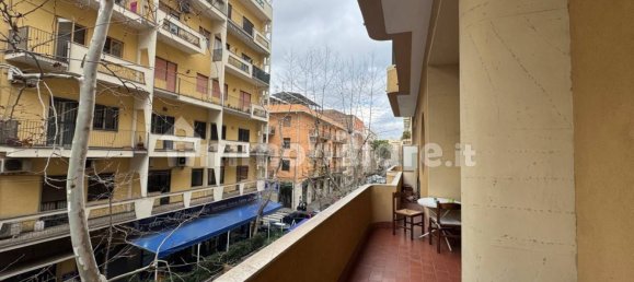 5 bedrooms Apartment in Catania, Italy No. 112832 3