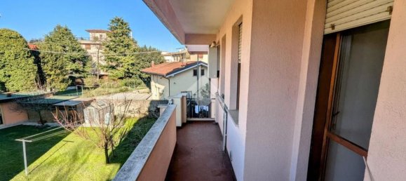 3 rooms Apartment in Conegliano, Italy No. 59061 4