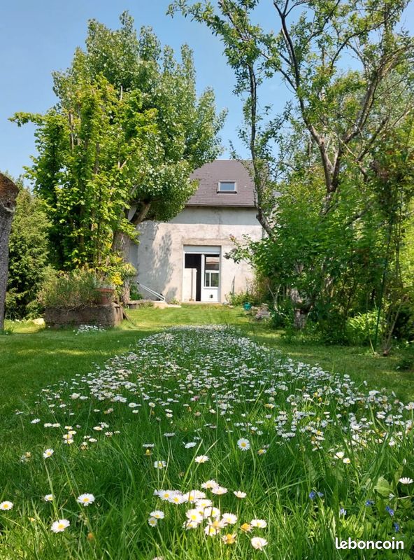 Casa de 4 dormitorios en Chateauroux, France No. 322154