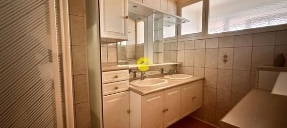 Apartamento de 2 dormitorios en Bourges, France No. 282067 2