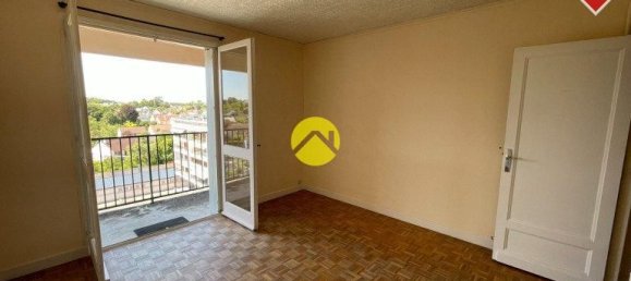 Apartamento de 2 dormitorios en Bourges, France No. 282067 7