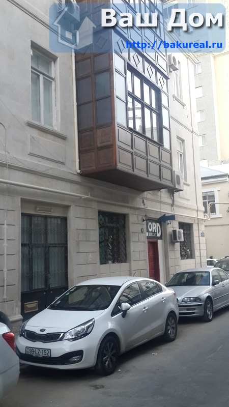 5-salle Bureau à Baku, Azerbaijan No. 1008