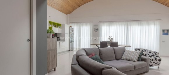 Penthouse de 4 divisões em Saronno, Italy N.º 257465 2