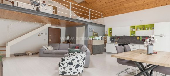 Penthouse de 4 divisões em Saronno, Italy N.º 257465 4