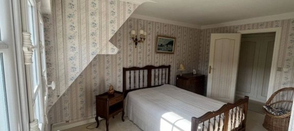 Casa de 4 dormitorios en Droue-sur-Drouette, France No. 86991 12