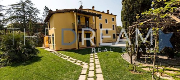 Villa T6 em Lucca, Italy N.º 42667 2