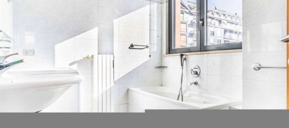 286m² Building in Milan, Italy No. 316060 44