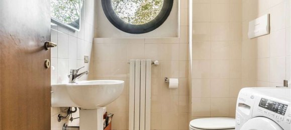 286m² Building in Milan, Italy No. 316060 8