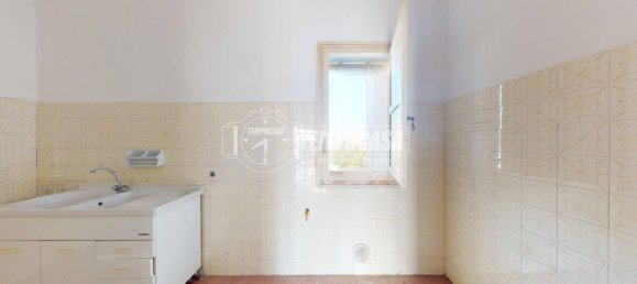 Квартира с 2 спальнями в Castri di Lecce, Италия № 337256 3