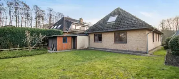 Adosado de 6 habitaciónes en Bremen, Germany No. 18772 2