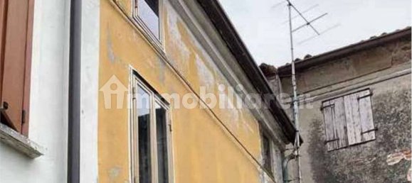 1 bedroom Apartment in Magnacavallo, Italy No. 265032 4