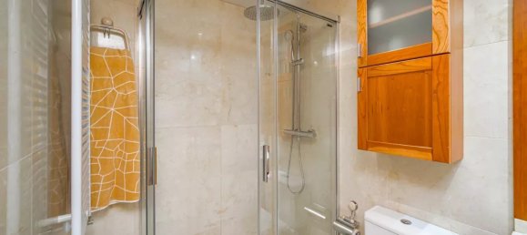 2 bedrooms Apartment in Madrid, Spain No. 143427 9