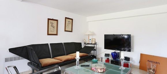 5 chambres Villa à Aix-en-Provence, France No. 201024 3