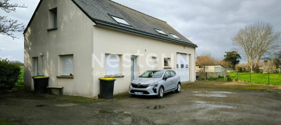 Casa de 5 dormitorios en Cotes-d'Armor, France No. 199260 2