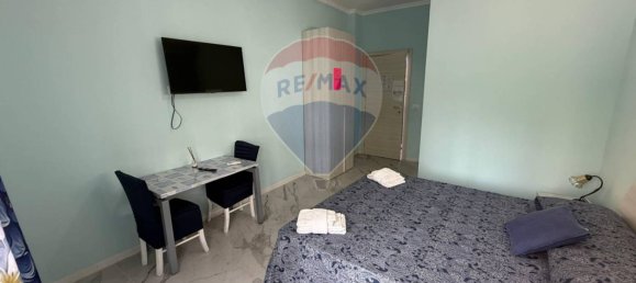 3 bedrooms Apartment in Rome, Italy No. 315149 11