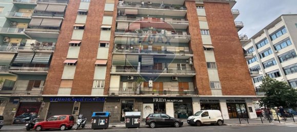 3 bedrooms Apartment in Rome, Italy No. 315149 33