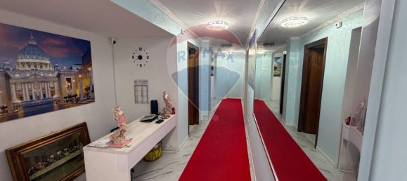 3 bedrooms Apartment in Rome, Italy No. 315149 5