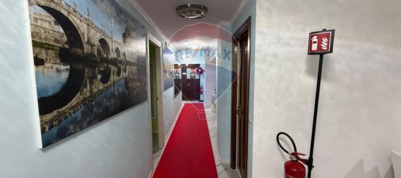 3 bedrooms Apartment in Rome, Italy No. 315149 6