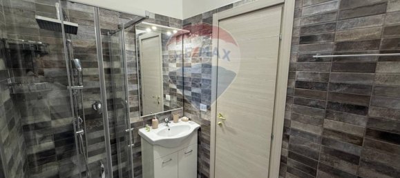 3 bedrooms Apartment in Rome, Italy No. 315149 7