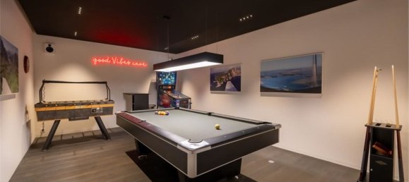 6 bedrooms Villa in La Quinta, Spain No. 58541 3