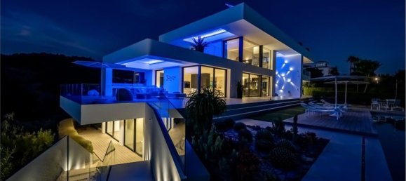 6 bedrooms Villa in La Quinta, Spain No. 58541 7