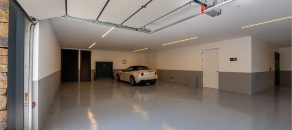 6 bedrooms Villa in La Quinta, Spain No. 58541 6