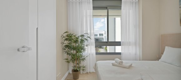 Apartamento de 3 dormitorios en Estepona, Spain No. 135012 11